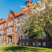 Ystad Gymnasium, byggnaden Österport