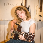 Elev på gitarr