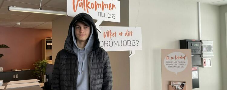 Joel om att plugga till snickare - Praktiska Gymnasiet Luleå